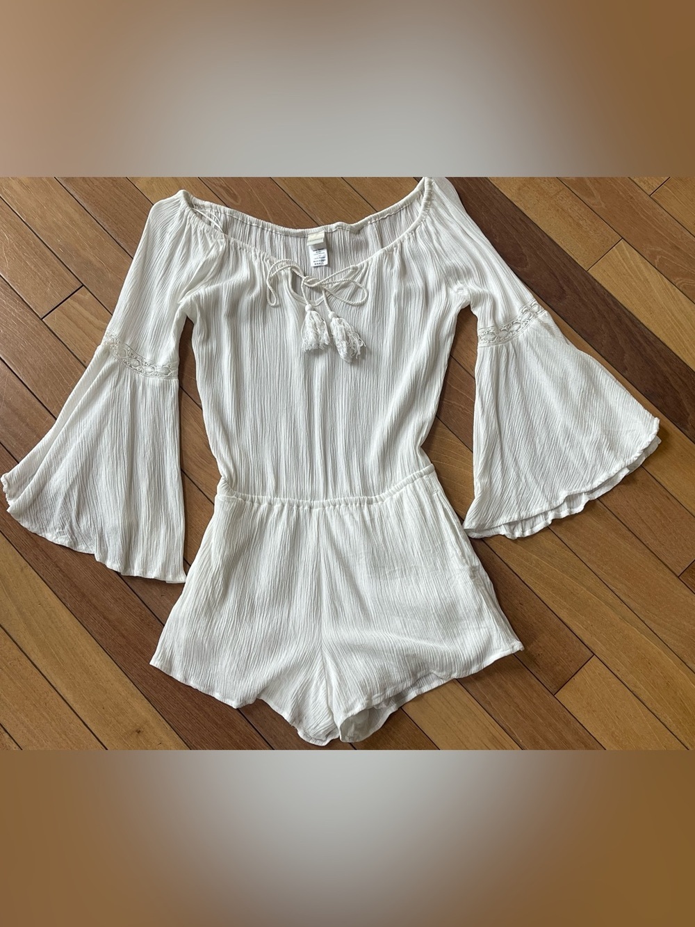 L*SPACE White Bell Sleeve Romper Small | Boho Beach Cover Up Tassel Tie
